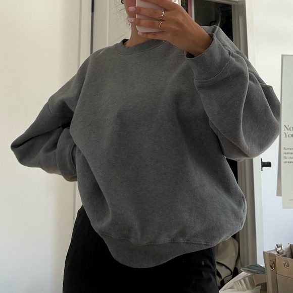 Aritzia Gray Crew Neck Sweater - Picture 2 of 3